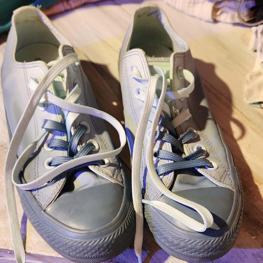 Converse Women's Gray/blues Lace-Up Sneakers